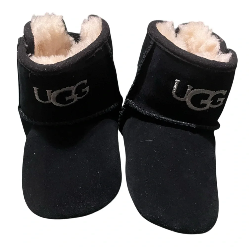 Ugg‎ Jessie Crib Toddler Toasty Warm Sheepskin Winter Boots Black Size 0/1